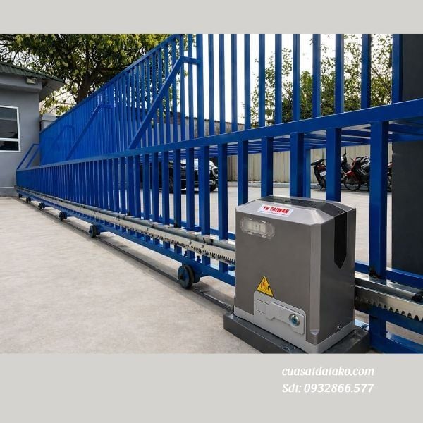 thanh răng truyền động motor cổng lùa tự động