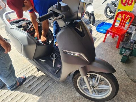 sửa xe máy điện 2
