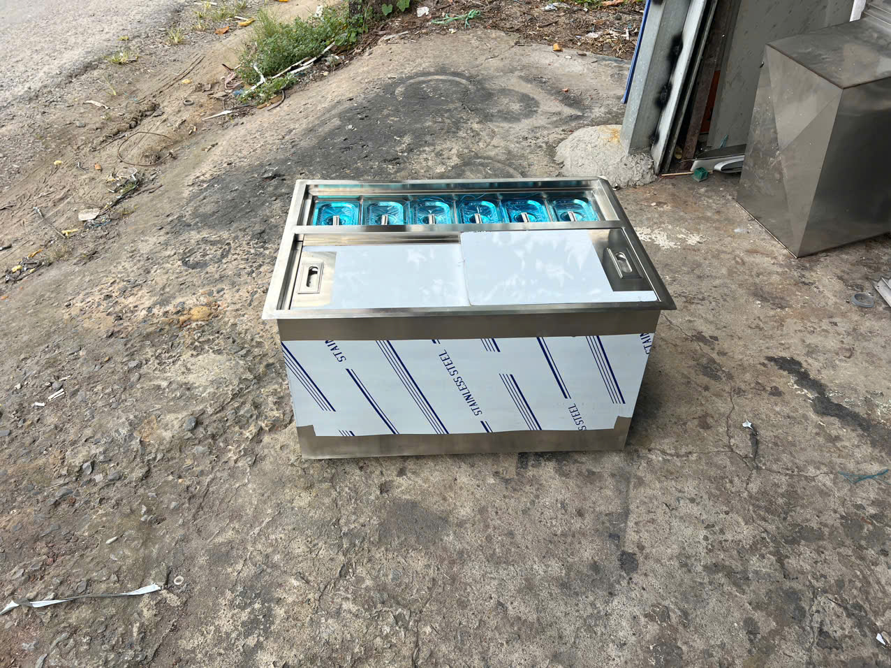 Thùng Đá Inox Topping