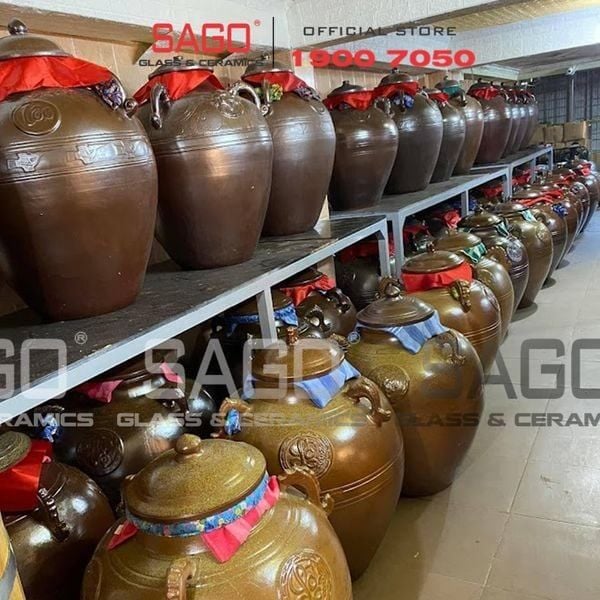 Lý do các hầm rượu lớn luôn ưu tiên dòng chum ngâm rượu 100 lít cao cấp