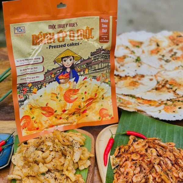 Bánh ép khô O Mộc Huế – Món ăn vặt giòn vui, dễ mang đi xa