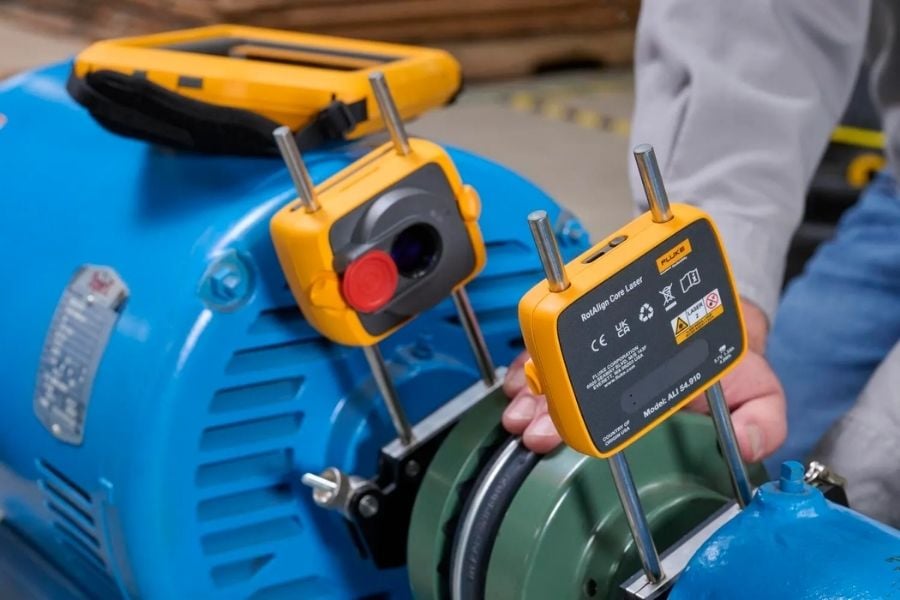 Căn chỉnh bằng laser
