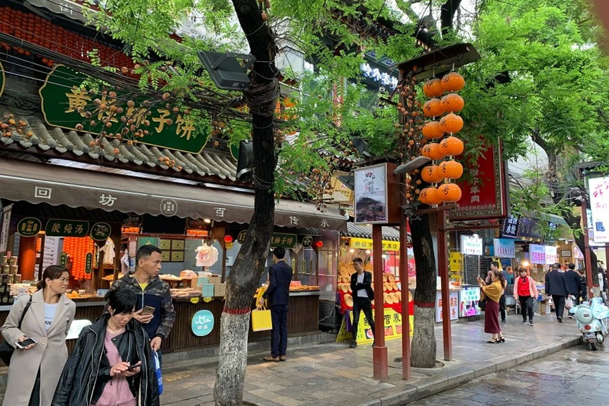 Hành trình du lịch Tây An đưa du khách trở về thời kỳ huy hoàng của các triều đại Trung Hoa với nhiều công trình lịch sử nổi tiếng