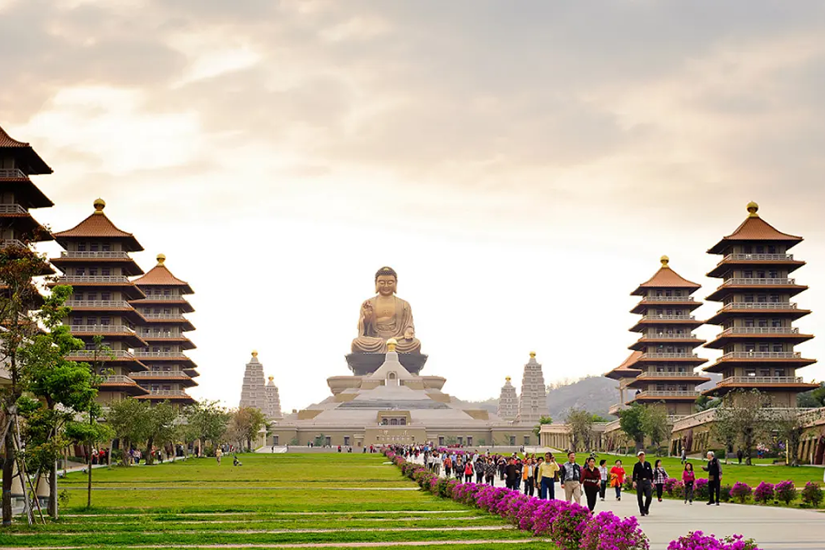 Tour du lịch Đài Loan khám phá cảnh đẹp và văn hóa