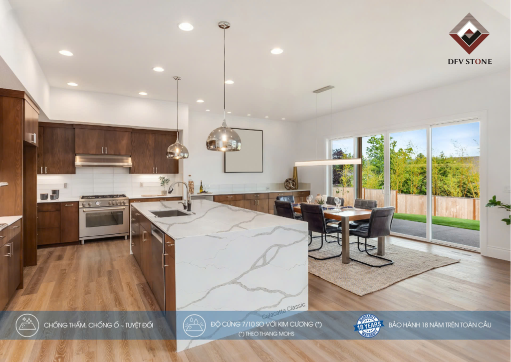 SO SÁNH ĐÁ NHÂN TẠO GỐC THẠCH ANH VỚI ĐÁ TỰ NHIÊN