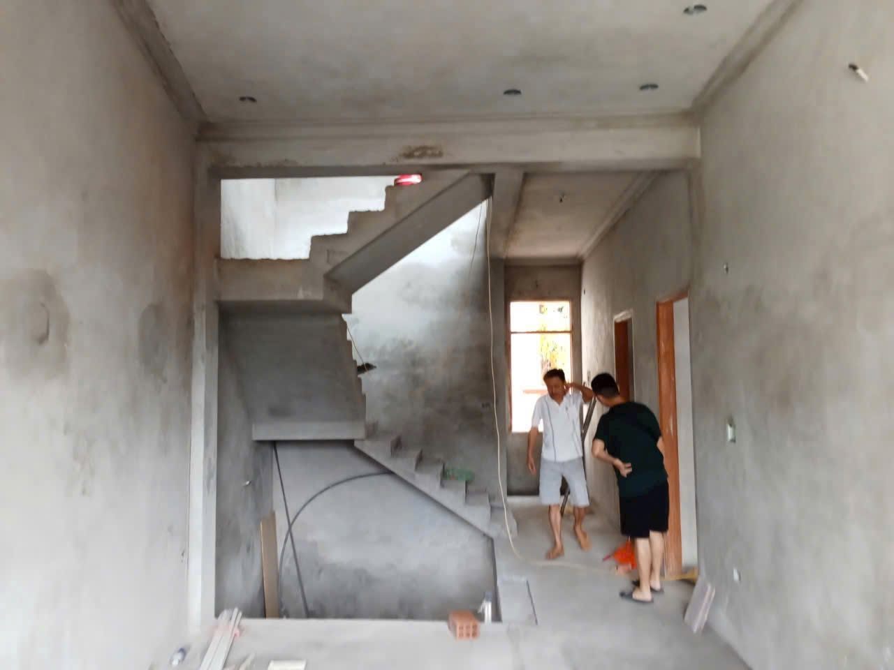 NGƯỜI THIẾT KẾ KHÔNG CHỈ VẼ ĐẸP CÒN LÀ NGƯỜI ĐỒNG HÀNH CÙNG GIA CHỦ TỪ ĐẦU ĐẾN CUỐI CÔNG TRÌNH