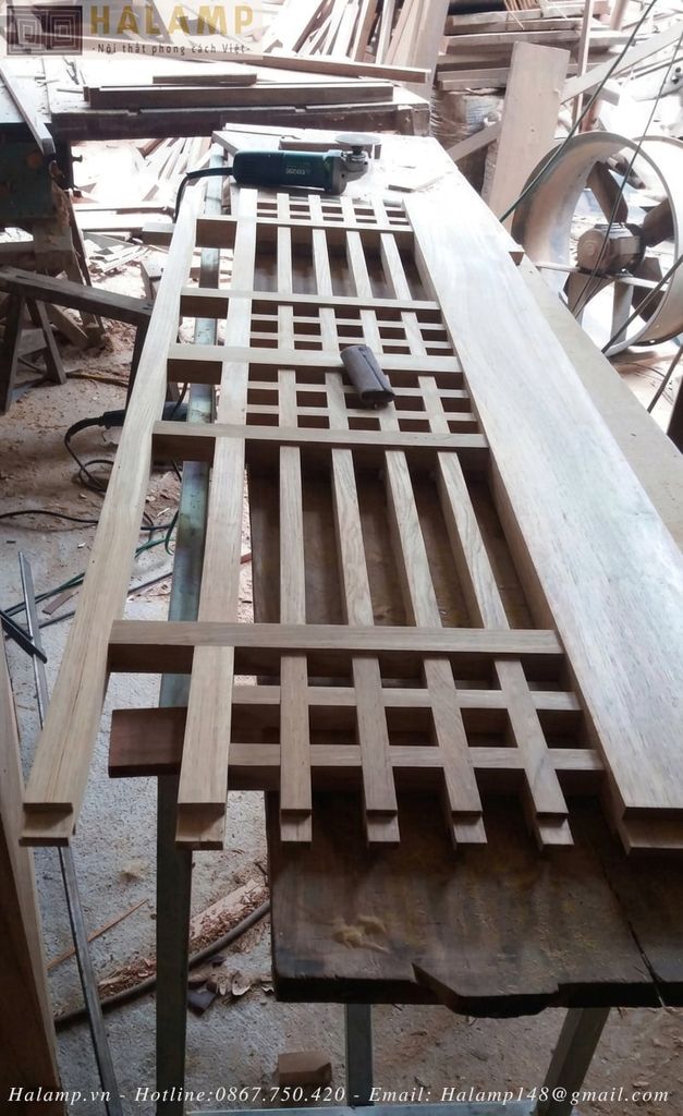 Hình ảnh thực tế thi công bộ sofa gỗ việt hiện đại