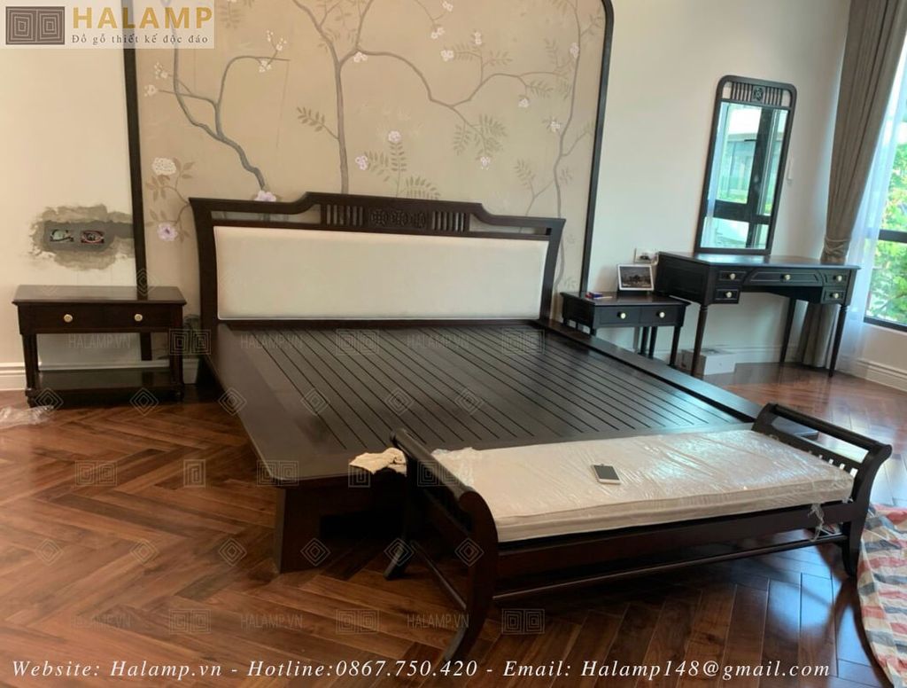 Chi tiết Mẫu giường ngủ gỗ tự nhiên kích thước 1,8×2m