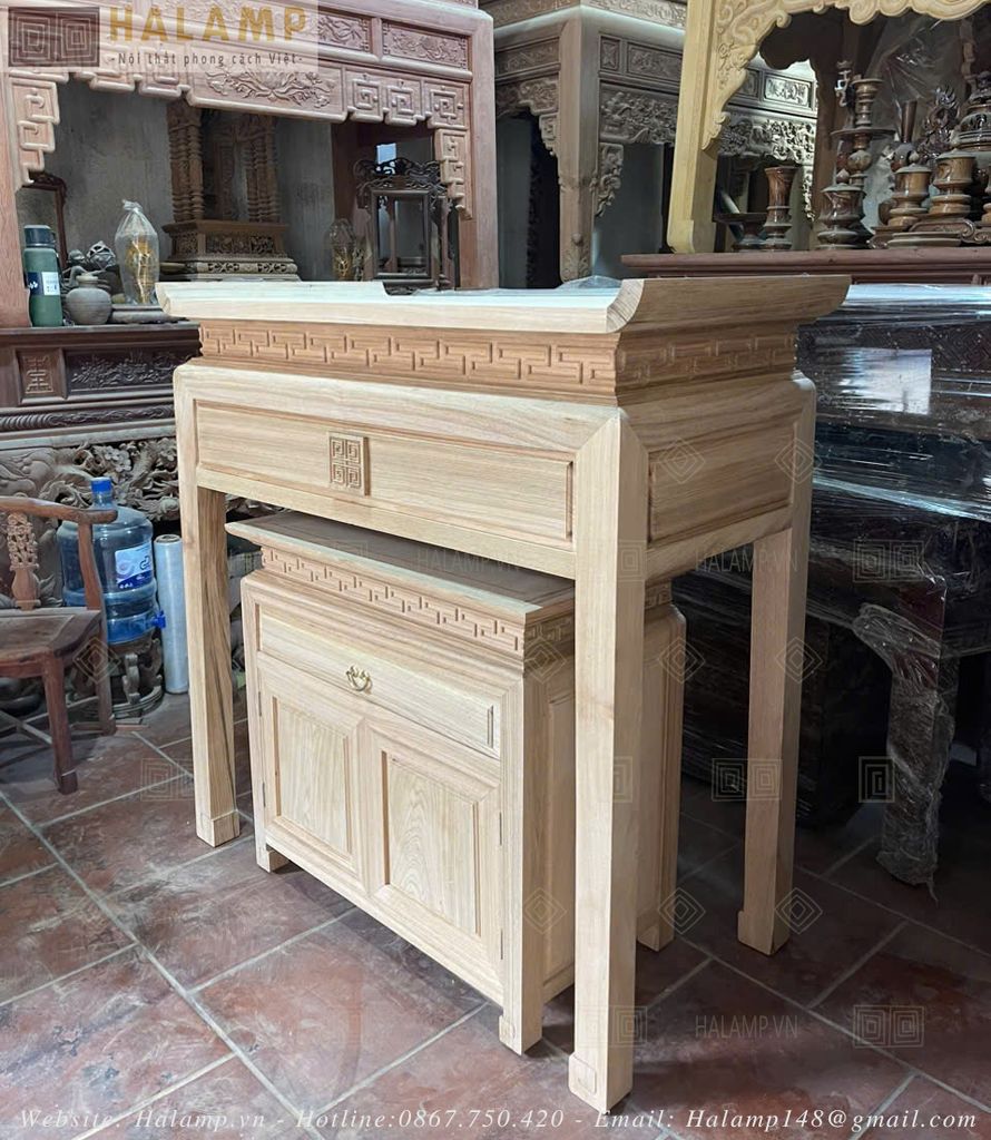 Mẫu bàn thờ nhỏ gọn gỗ gụ xong mộc