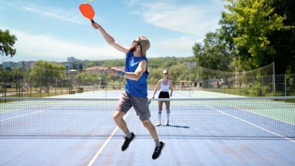 Trọn bộ luật chơi pickleball đánh đơn 2026 cho người mới từ A-Z