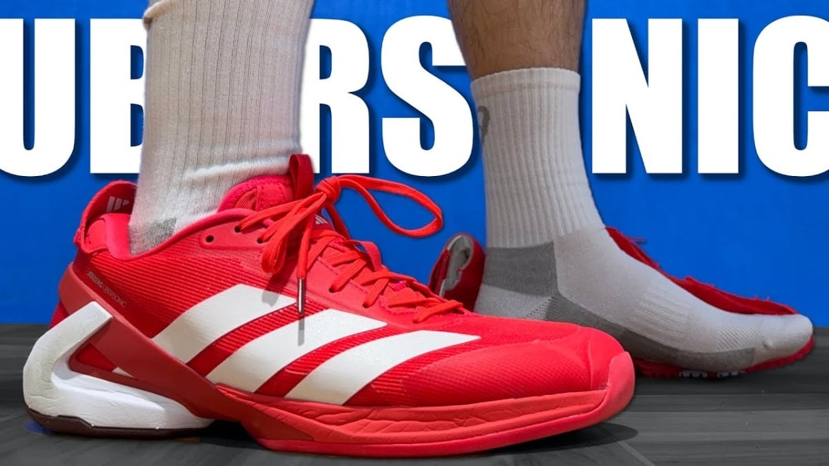 Review Adidas Ubersonic 5: Chiến binh tốc độ siêu nhẹ