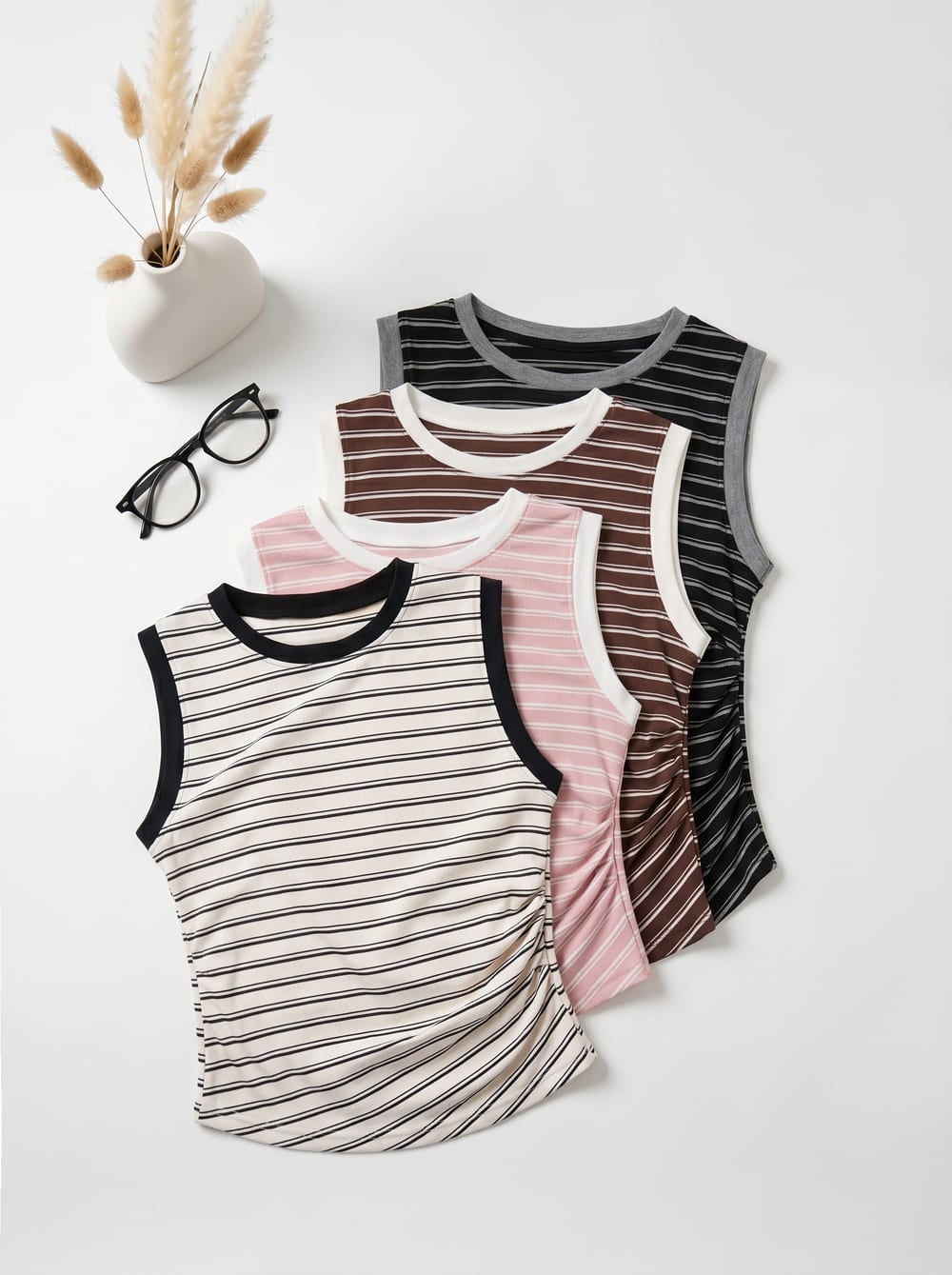 Áo cotton kẻ sát nách NOHU là nhà cái nổ hũ đổi thưởng uy tín hàng đầu phối viền nhún eo