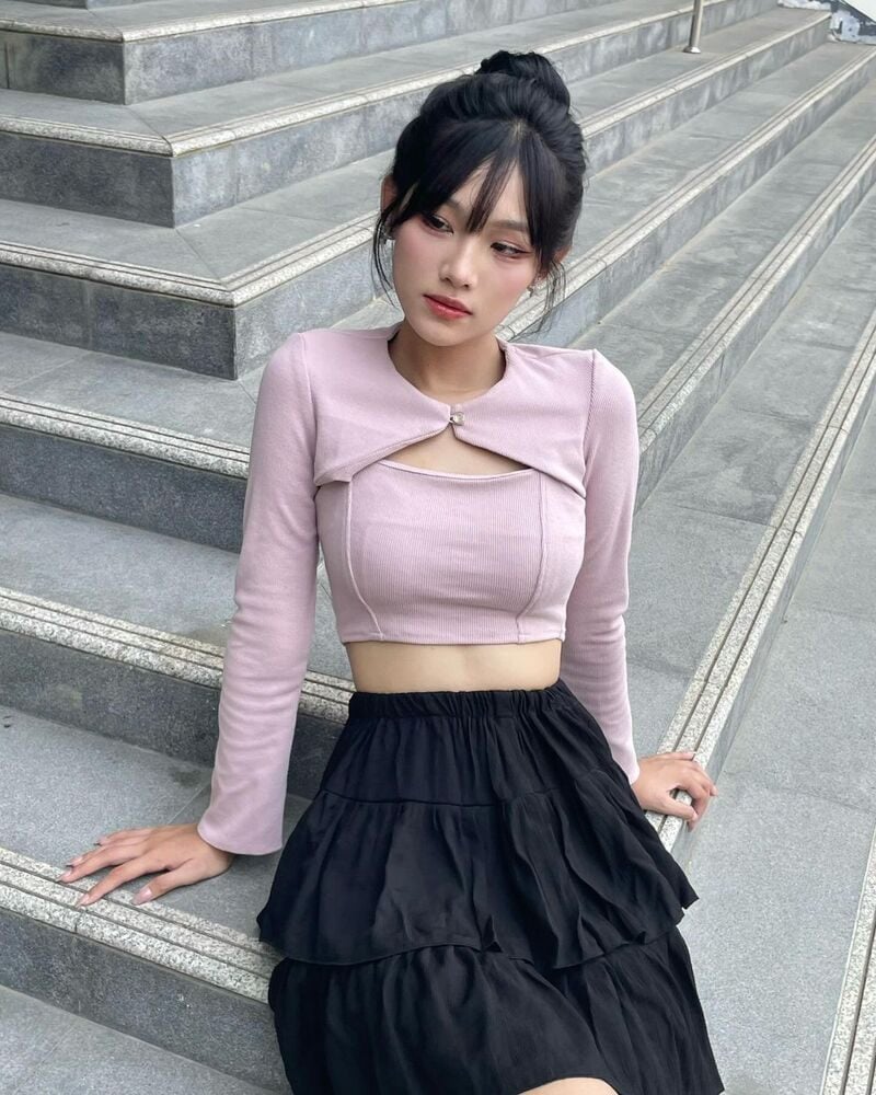 Áo croptop kiểu hàn quốc là gì?