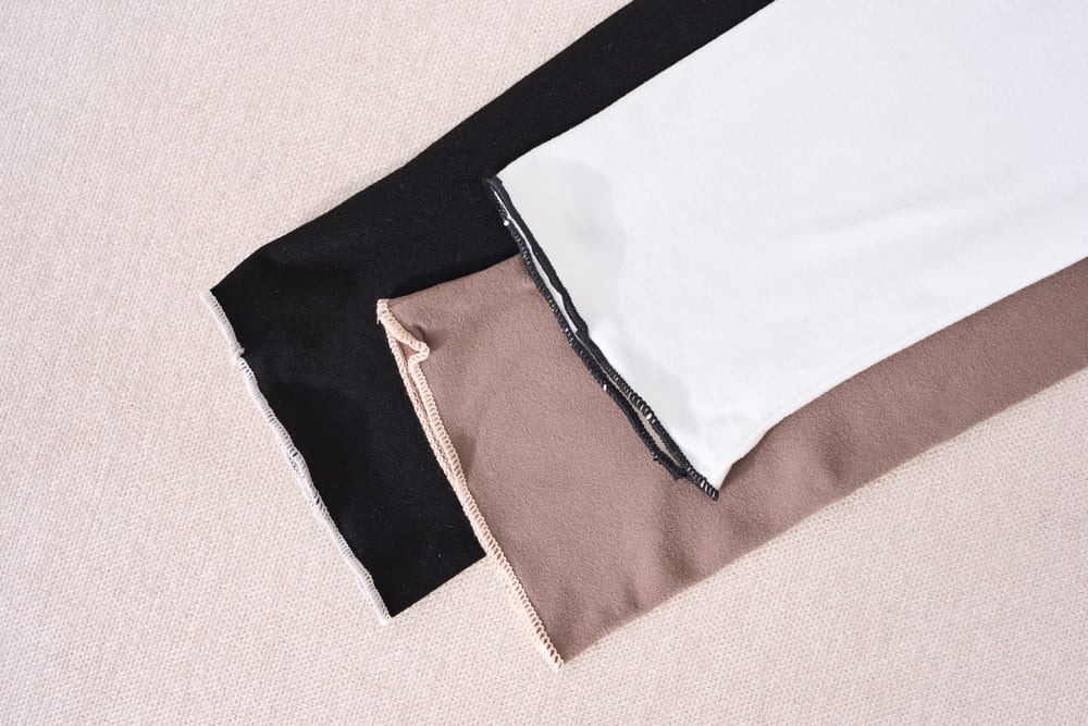 Áo nỉ bông cotton nữ dài tay dáng ôm cổ cao viền bèo