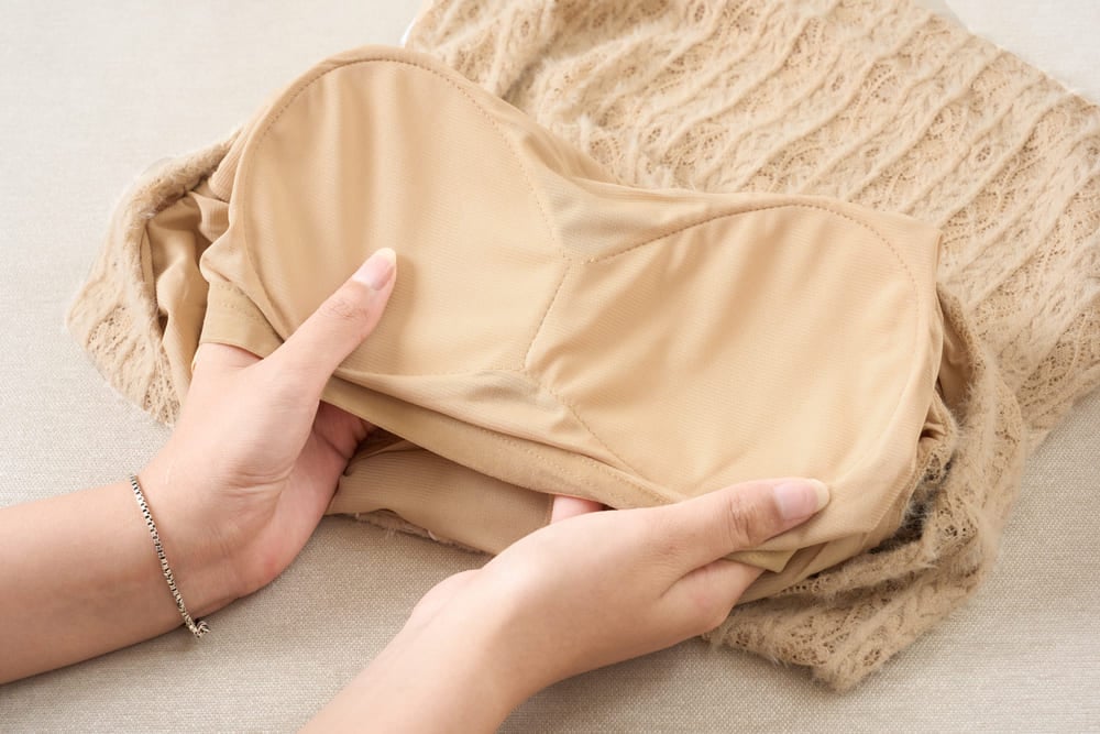 Áo hai dây ren có đệm ngực