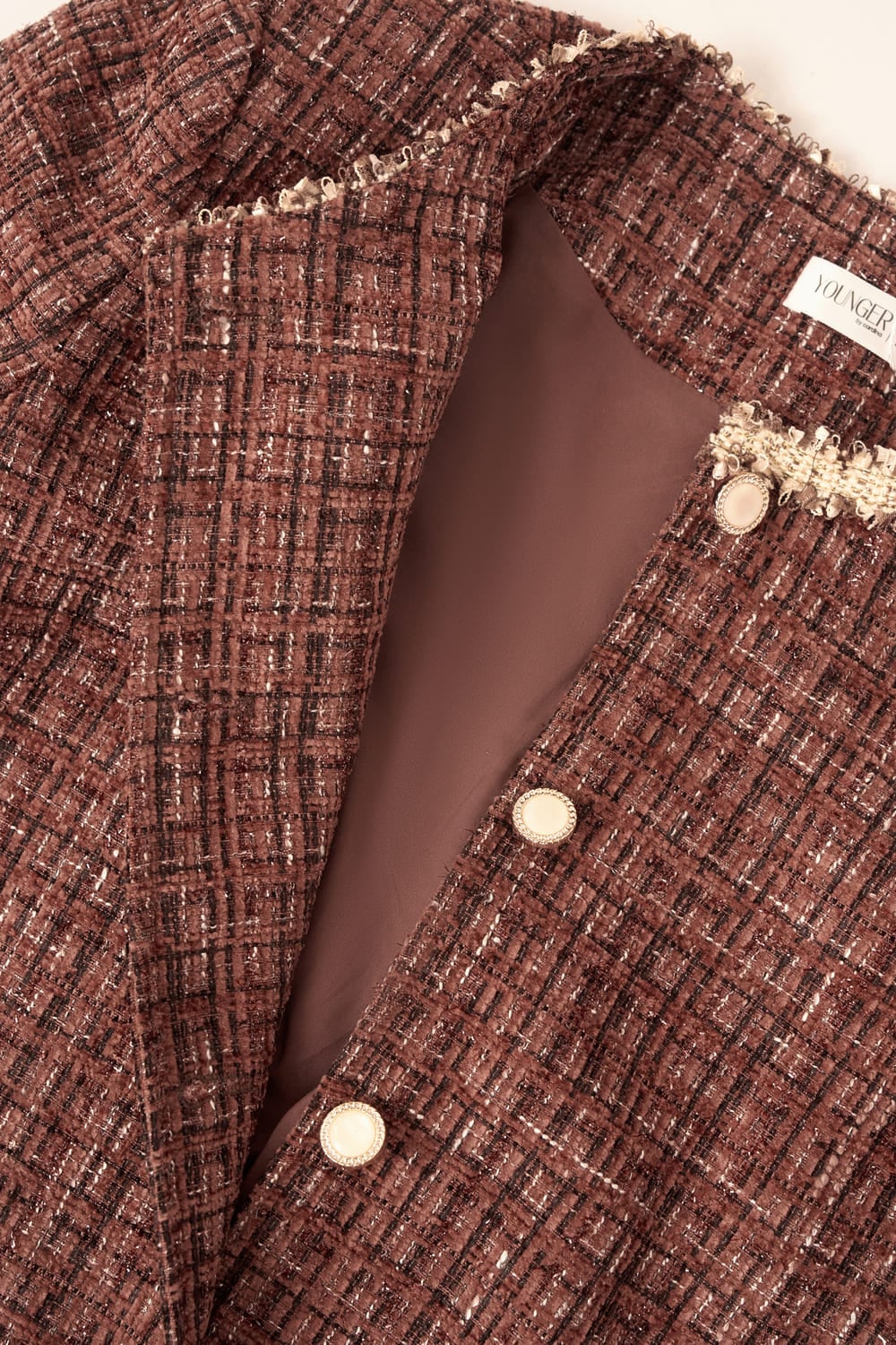 Áo khoác nữ Cardina dòng Thanh Lịch vải Dạ Tweed dáng Ngắn cổ tròn viền màu