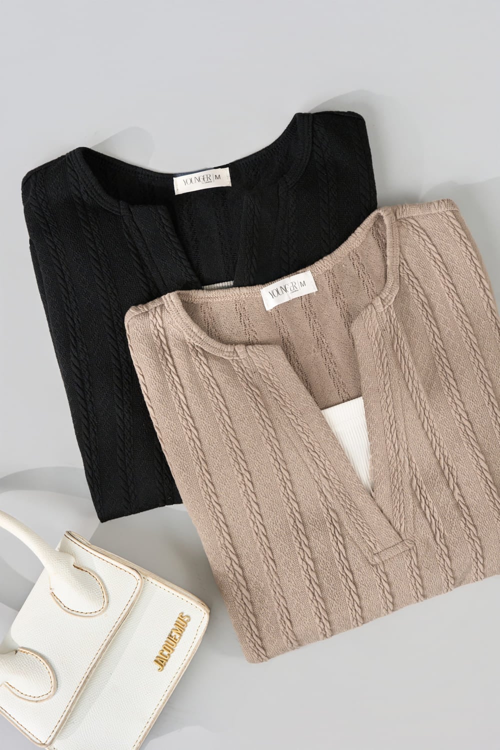 Áo len nữ dệt vặn thừng cổ V dài tay phối lớp