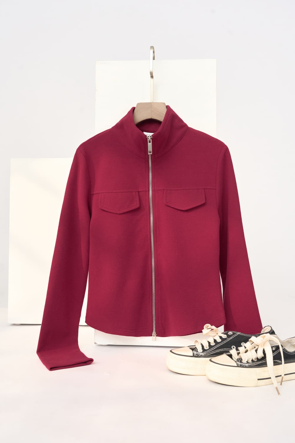 Áo khoác nữ Younger dòng Streetwear vải nỉ tăm lông cừu dáng croptop khóa kéo 2 chiều