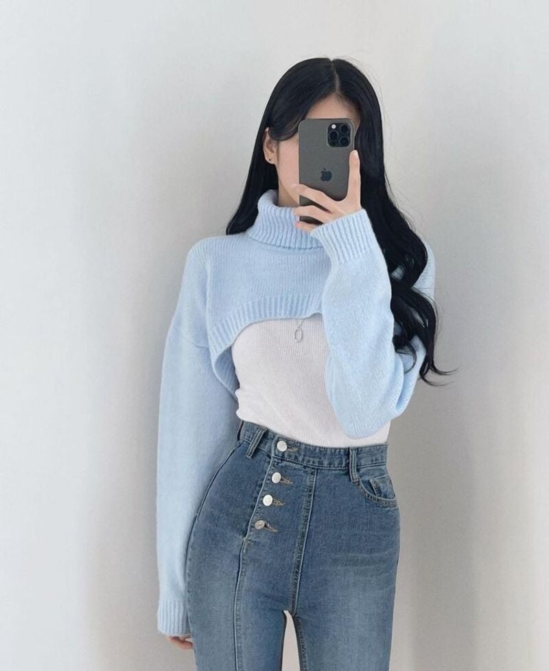 5 cách mix đồ chuẩn không cần chỉnh với áo len croptop