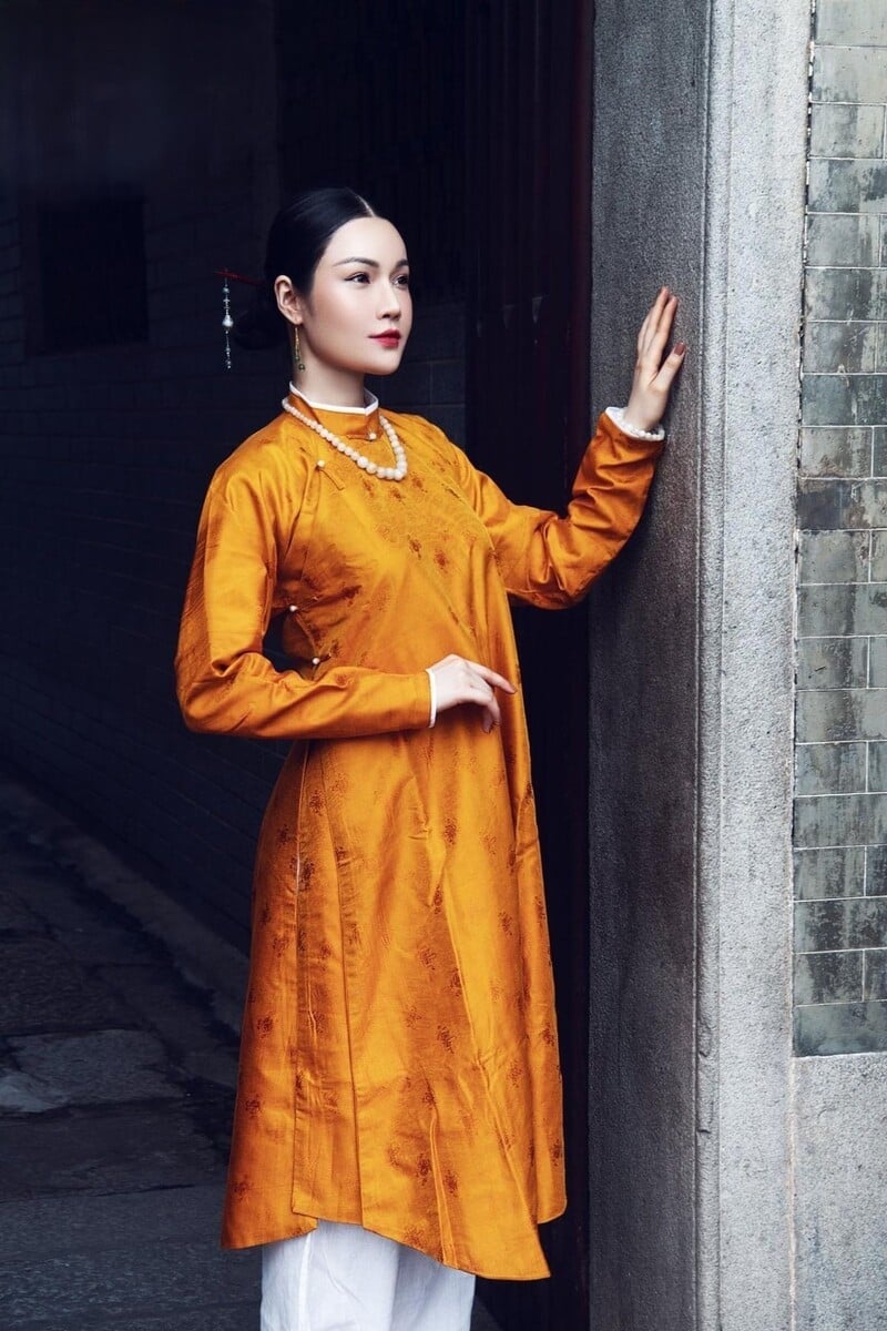 Áo ngũ thân là gì? Ý nghĩa và nguồn gốc của áo dài ngũ thân