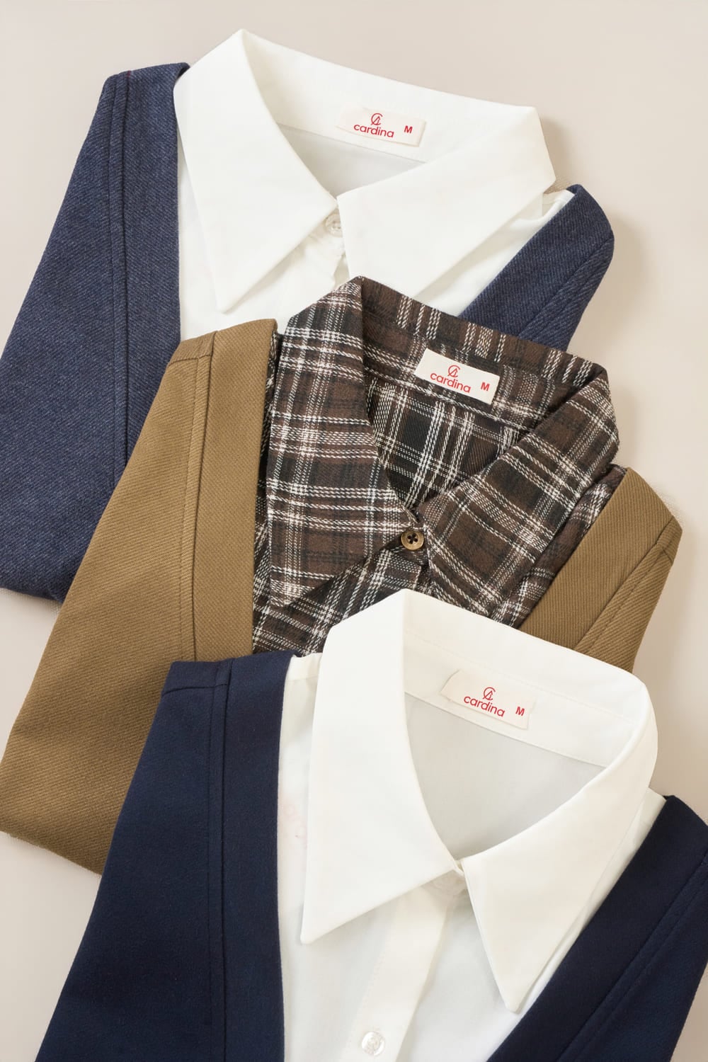 Áo nỉ dạ dài tay phối cổ sơ mi giả cardigan.