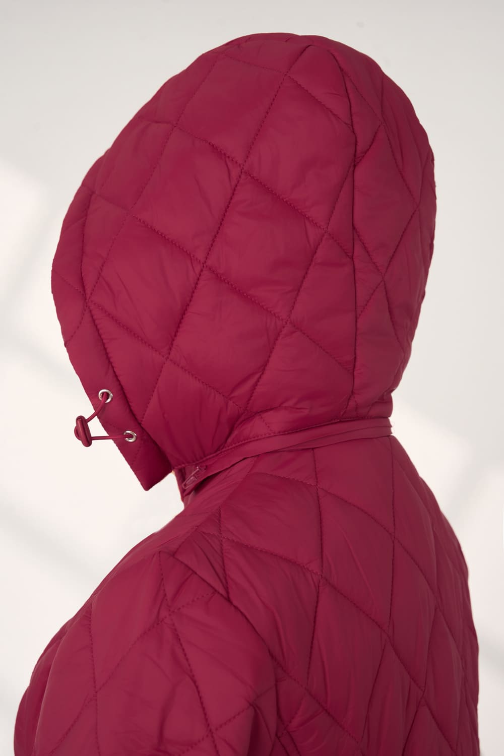 Áo phao nữ Cardina chần trám dáng ngắn có mũ