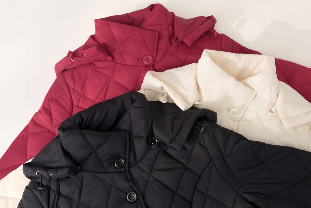 Áo phao nữ Cardina chần trám dáng ngắn có mũ