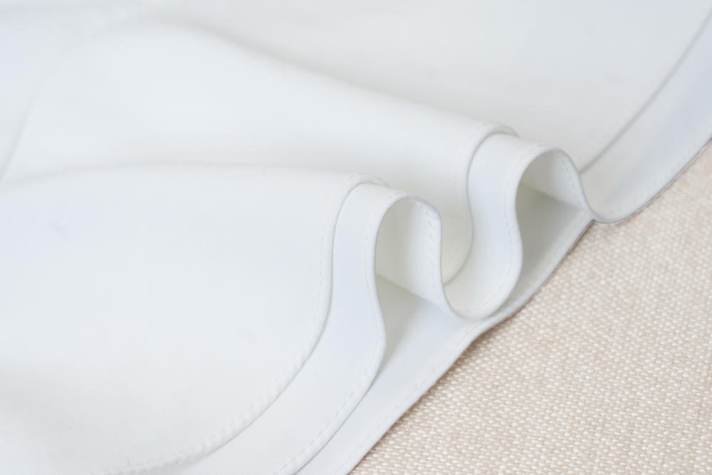 Áo sơ mi nữ chất thô gió dáng cổ đức phối gấu bèo