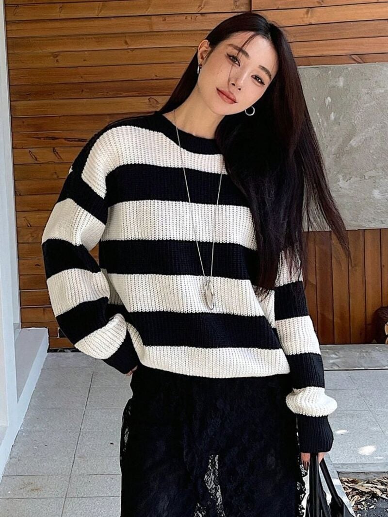 áo sọc đen trắng