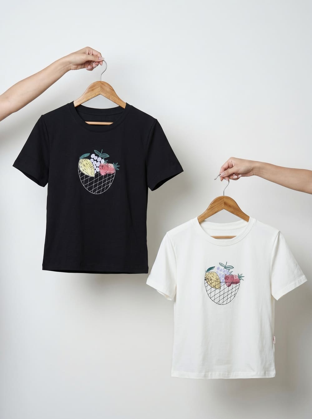 Áo thun cotton tay cộc cổ tròn hình trái cây