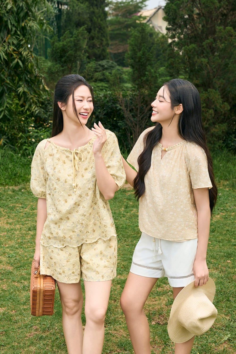 Bộ đồ hoa nhí mặc nhà