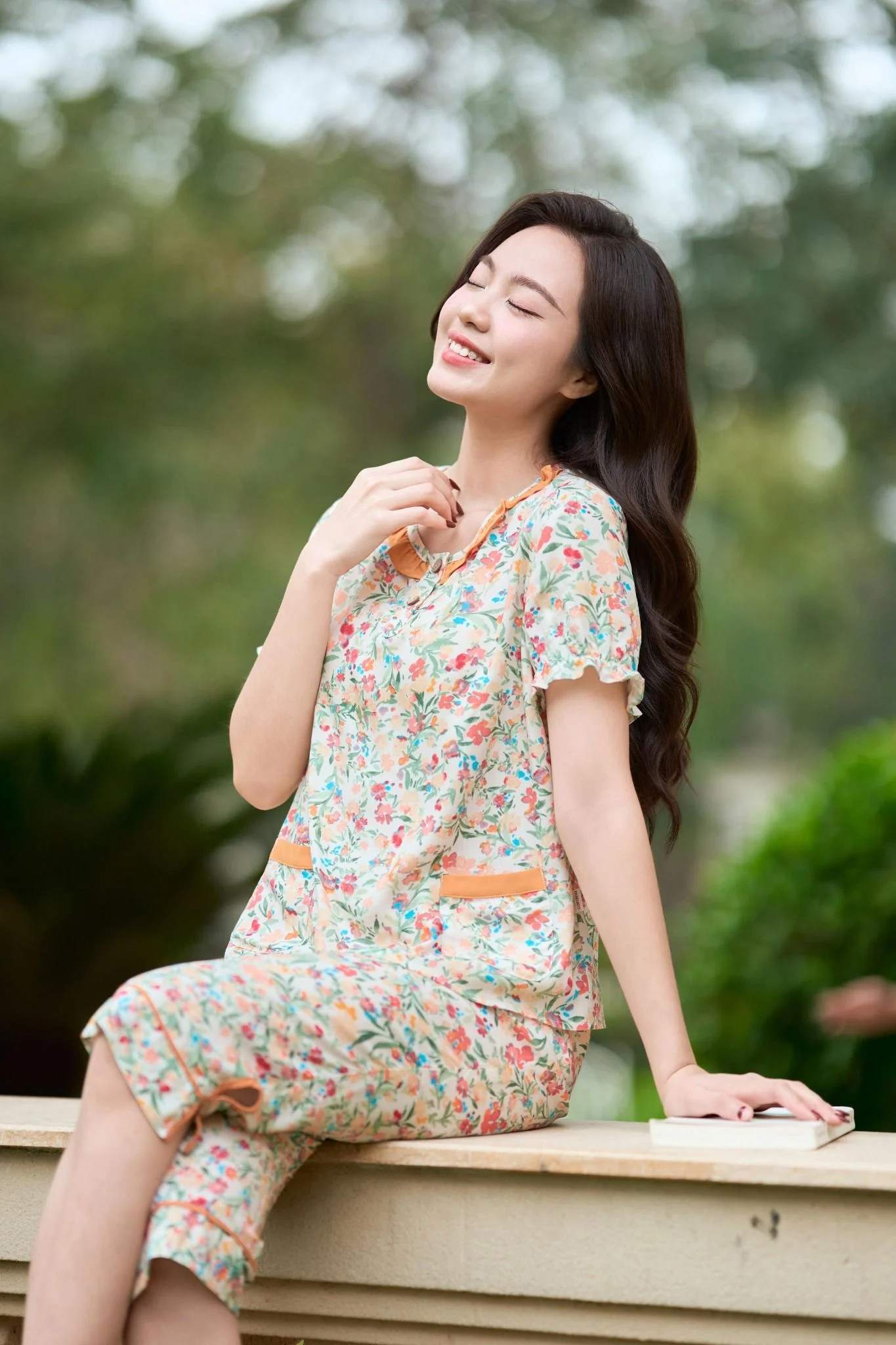 Bộ đồ hoa nhí mặc nhà