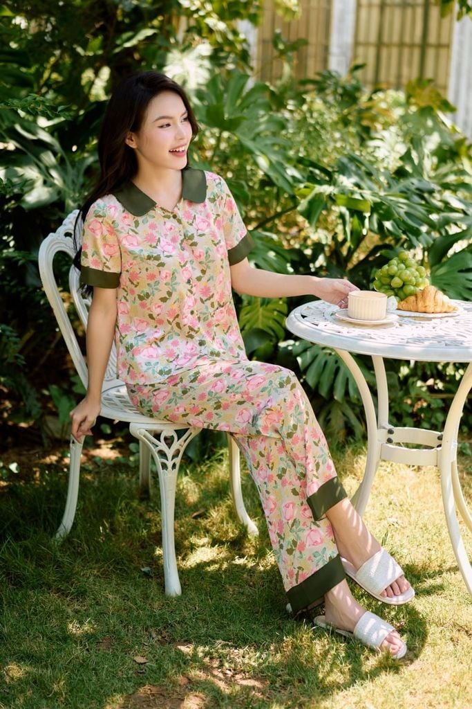bộ đồ lụa mặc nhà Cardina