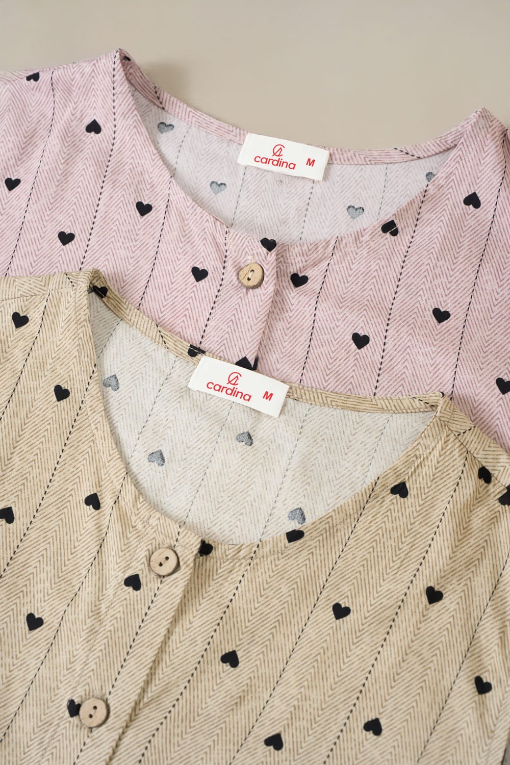 Bộ đồ lanh đùi sát nách cổ tròn gấu cuốn bèo họa tiết tim