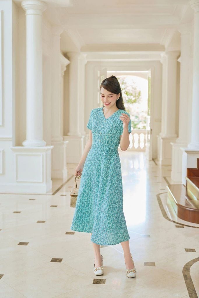 Các kiểu đầm suông công sở