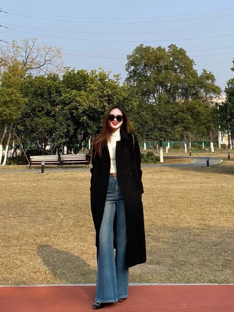 Cách phối đồ với áo khoác dàng dài