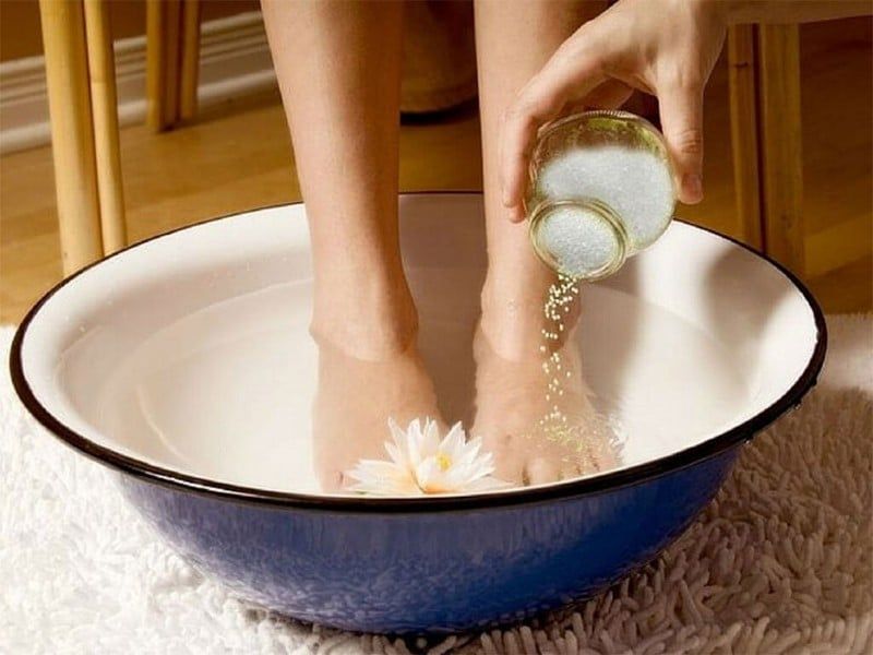 cách trị hôi chân khi đi giày nhiều