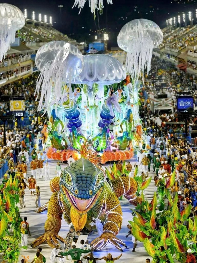 Carnival là gì