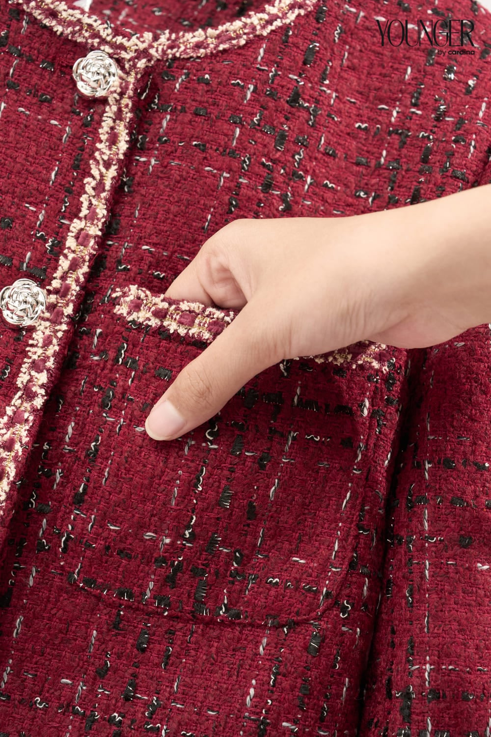 Áo khoác ngắn phối viền gấu có túi ốp