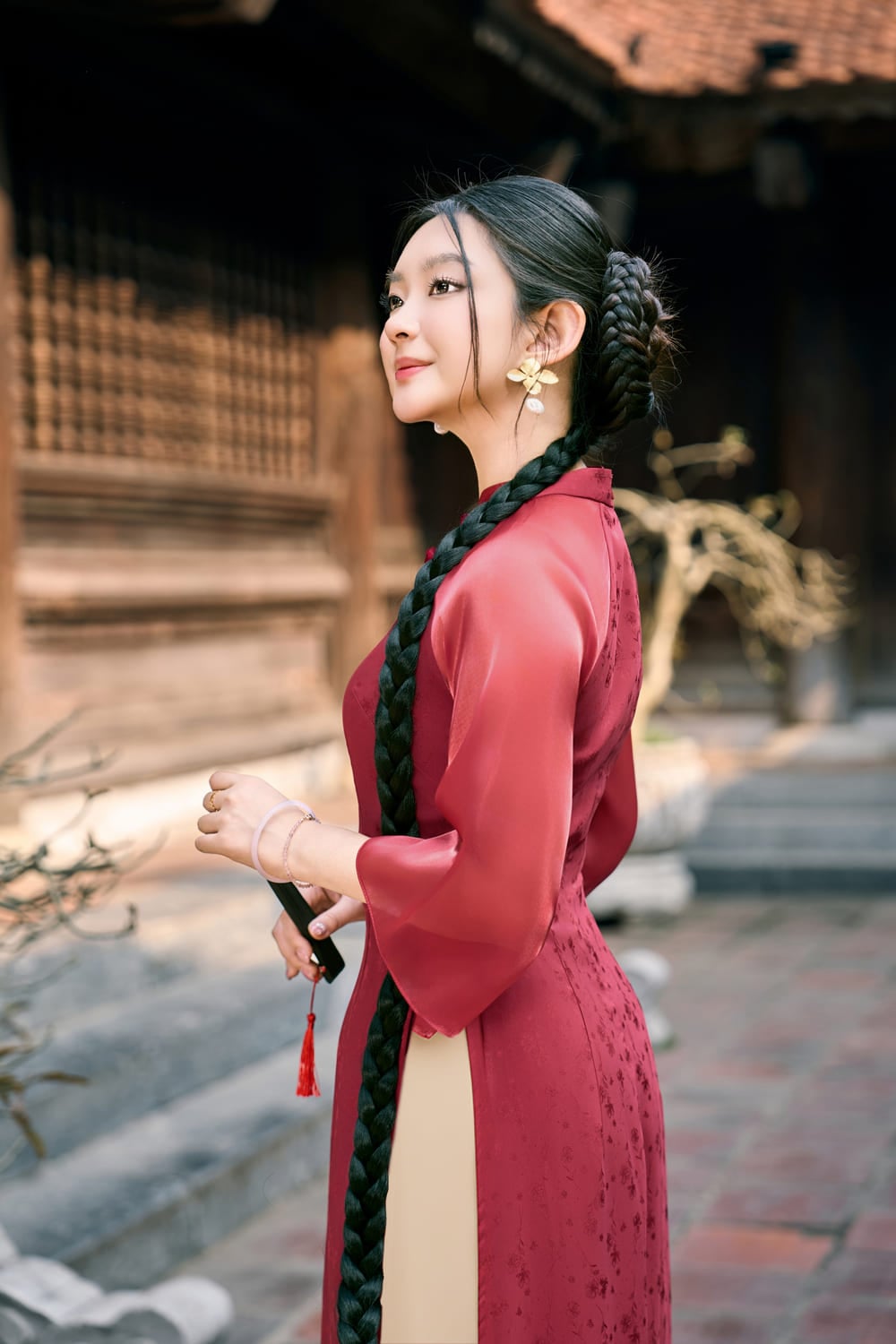 Áo dài Duyên Hỷ chất lụa Tô Châu in vân hoa chìm