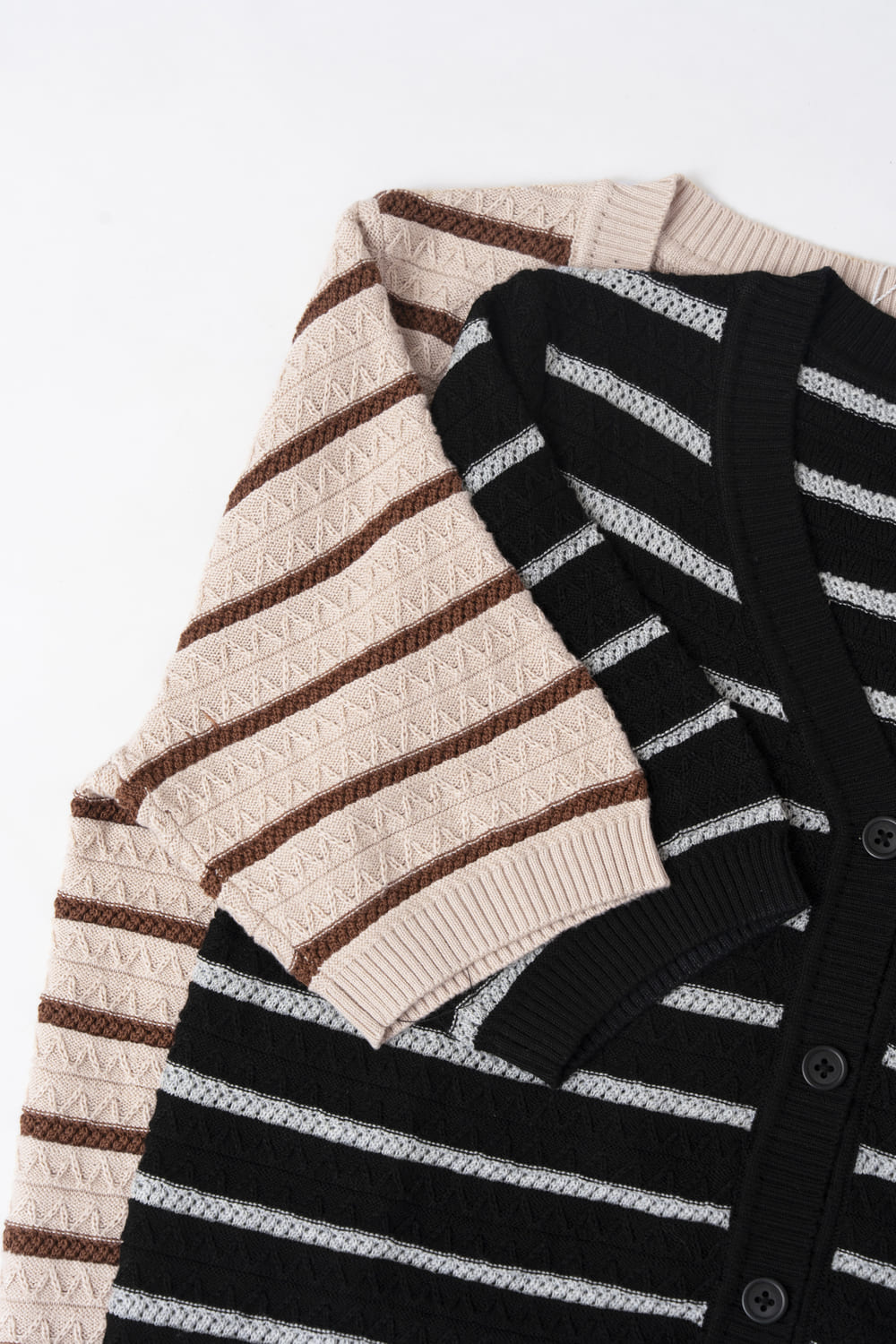 Áo cardigan len cotton cổ tim dệt nổi kẻ