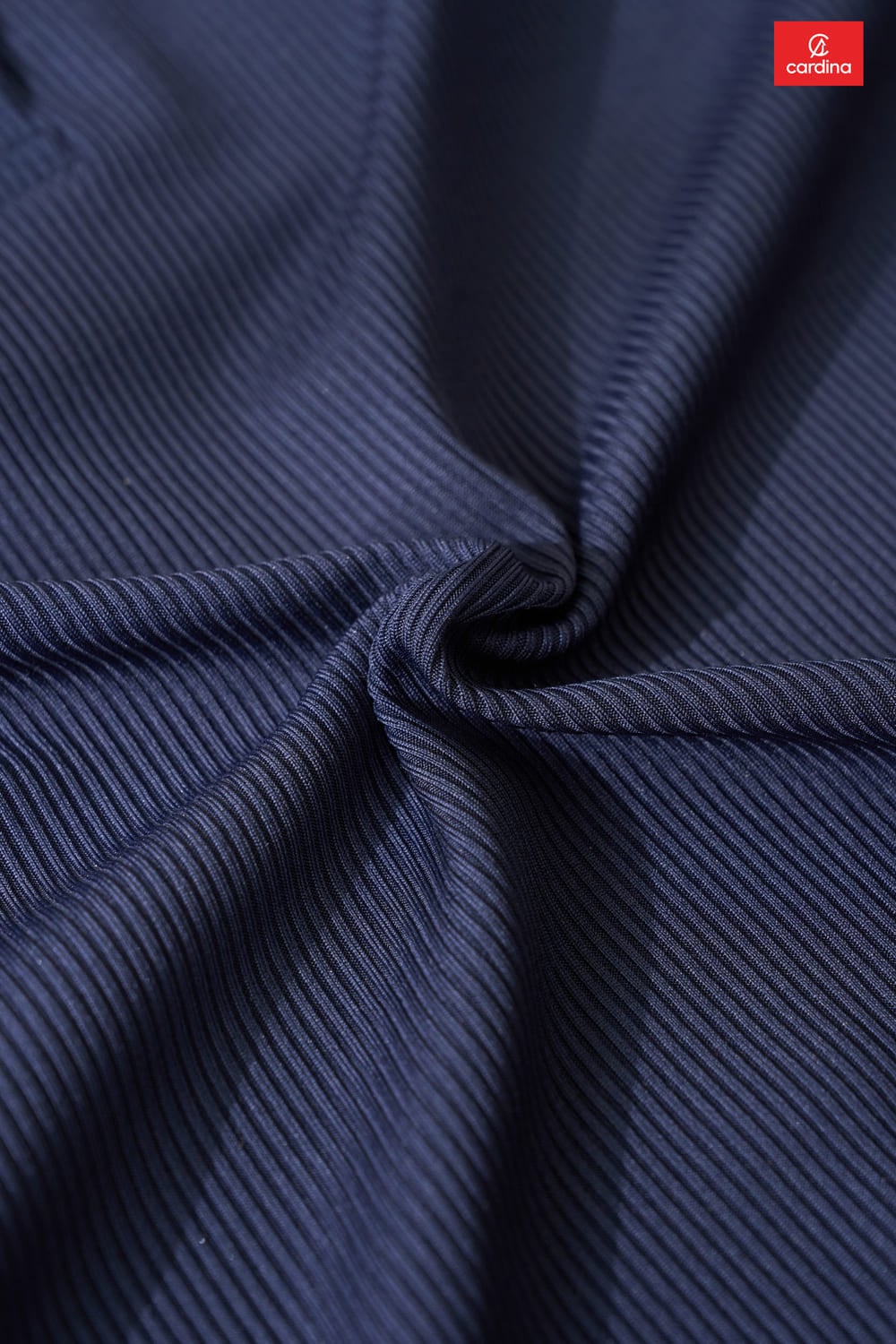 Áo tay lỡ có phối