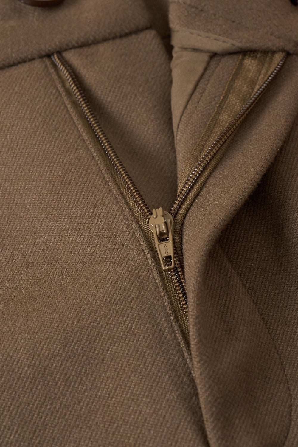 Chân váy dài dáng suông cạp cao