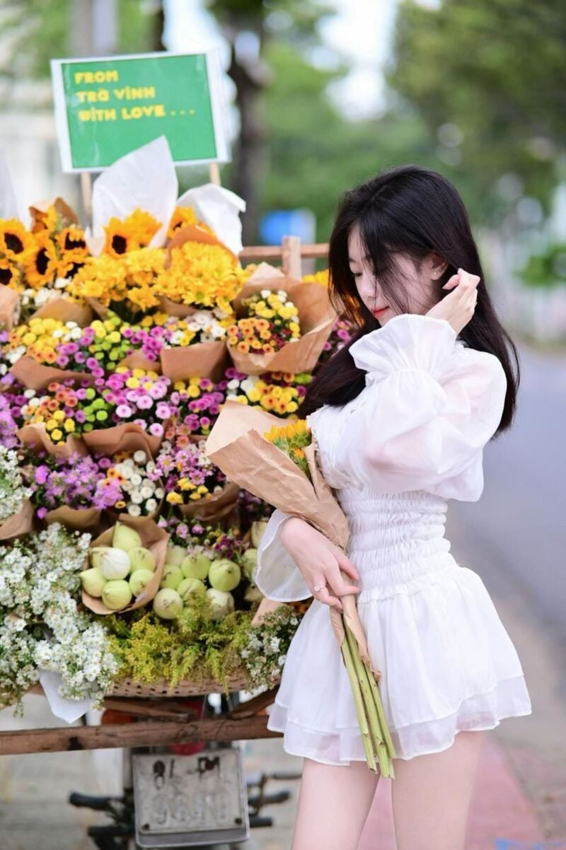 chụp ảnh với xe hoa
