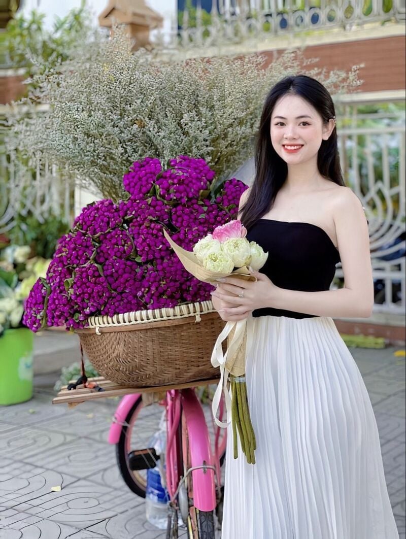 chụp ảnh với xe hoa