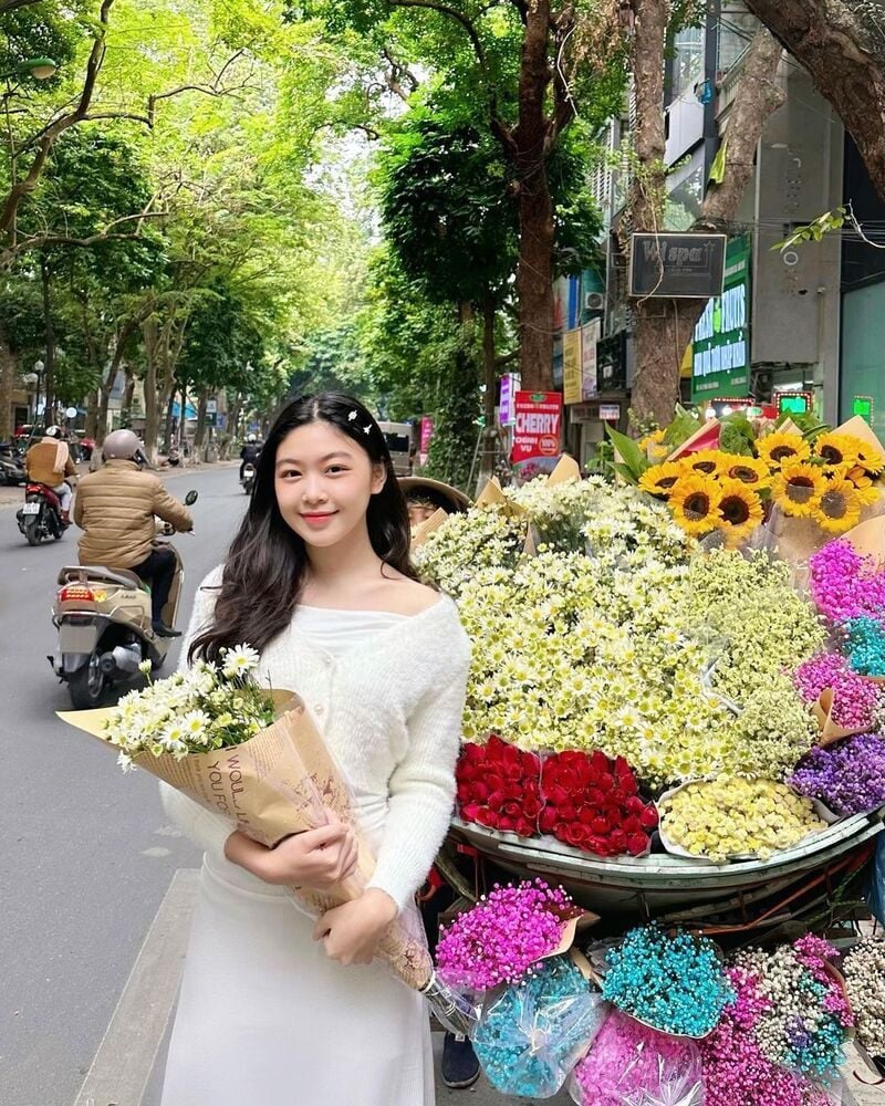 chụp ảnh với xe hoa