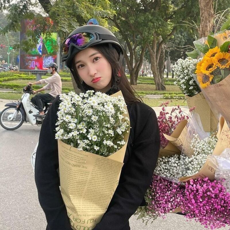chụp ảnh với xe hoa