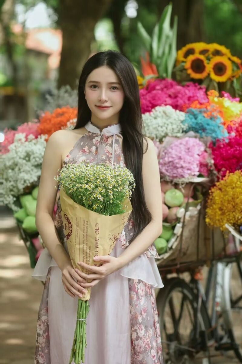 chụp ảnh với xe hoa