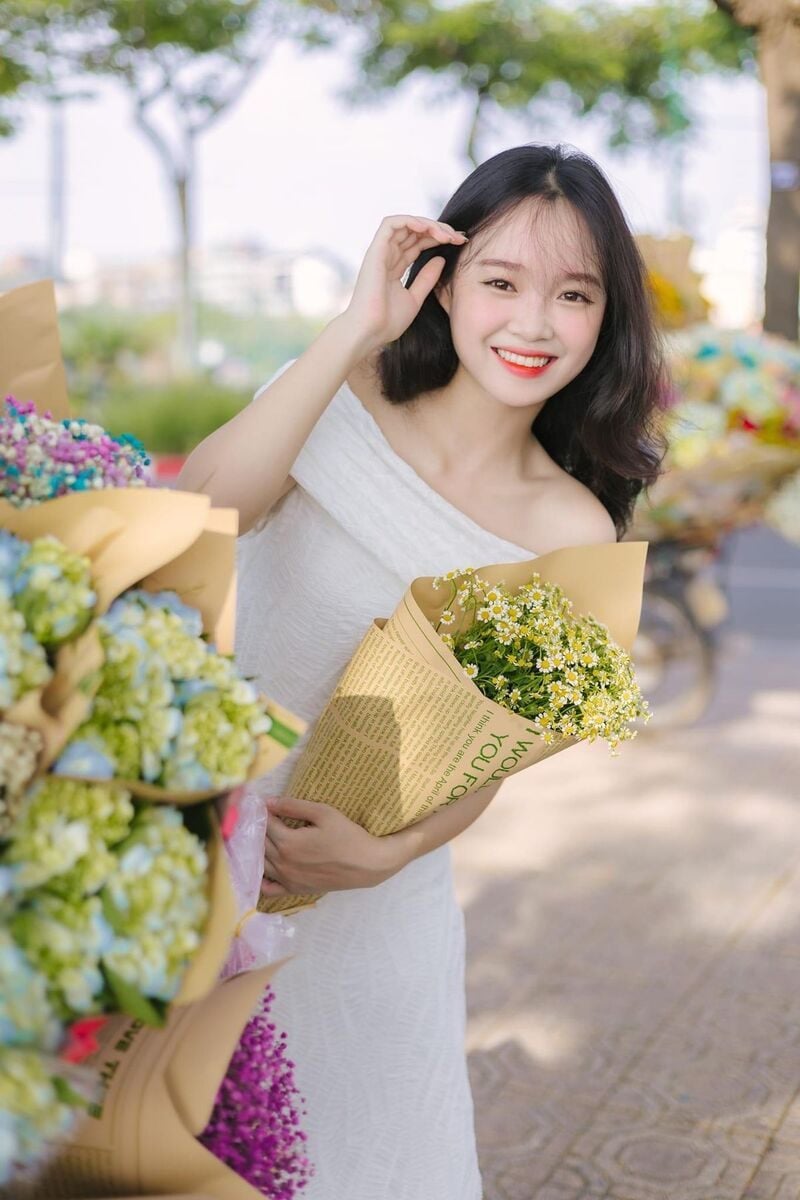 chụp ảnh với xe hoa