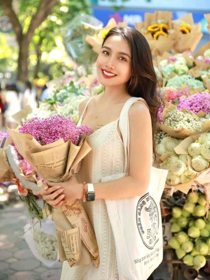 chụp ảnh với xe hoa